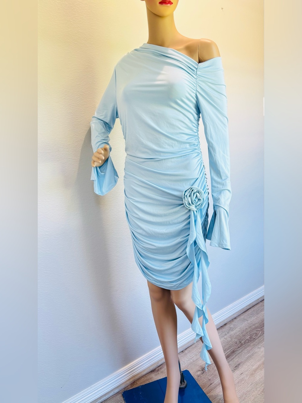 SHEIN Baby Blue One-Shoulder Ruched Mini Dress with Rosette Ruffle NWT - Picture 3 of 16